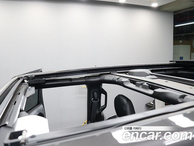 Jeep Wrangler 2019 — photo 14