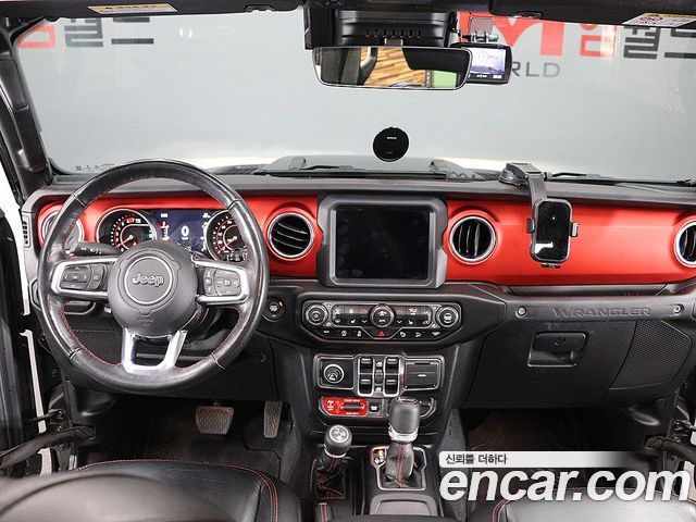 Jeep Wrangler 2019 — photo 15