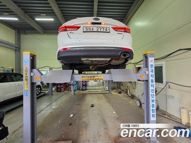 Kia K5 2016 — photo 2