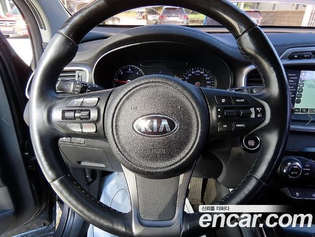 Kia Sorento 2015 — photo 8
