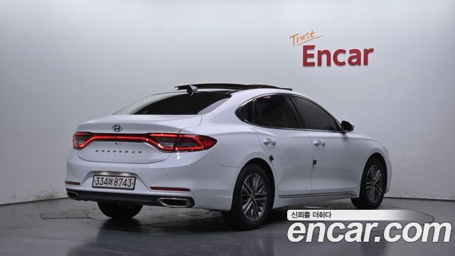 Hyundai Grandeur 2018 — photo 2