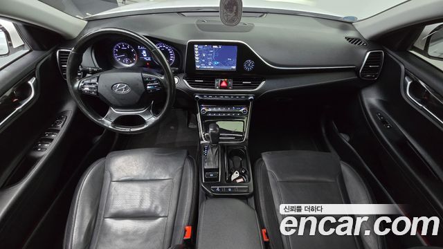 Hyundai Grandeur 2018 — photo 10