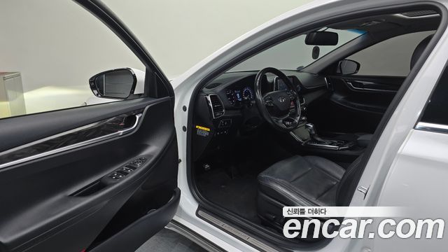 Hyundai Grandeur 2018 — photo 13