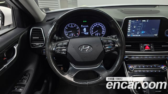 Hyundai Grandeur 2018 — photo 19