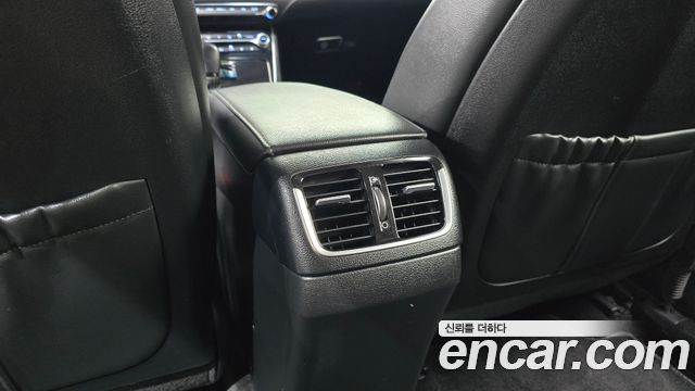 Hyundai Grandeur 2018 — photo 31