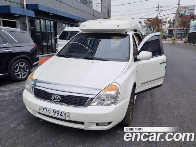 Kia Canival 2009 — photo 3
