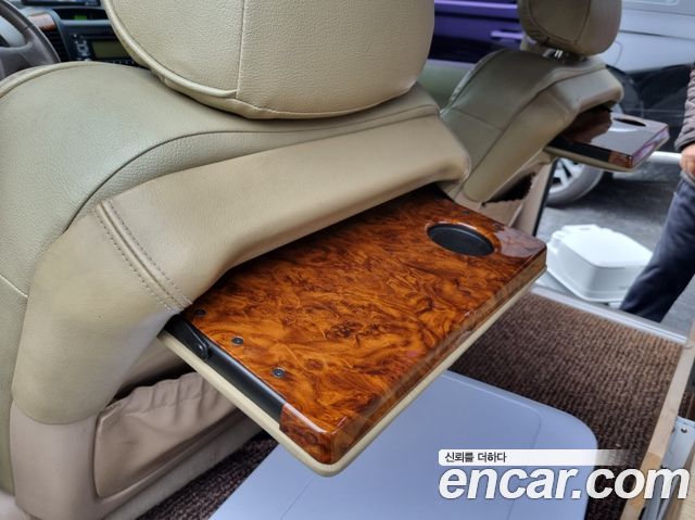 Kia Canival 2009 — photo 12