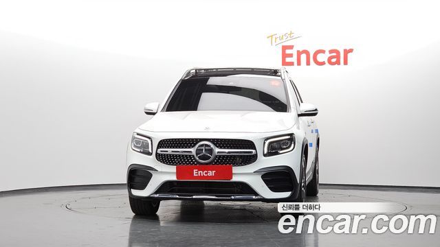 Mercedes-Benz GLB-Class 2021 — photo 3