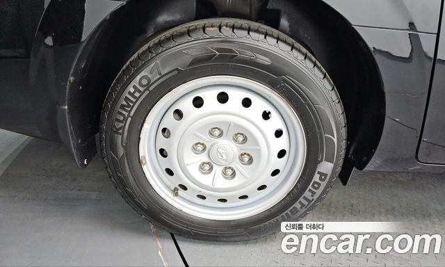 Hyundai Staria 2022 — photo 5