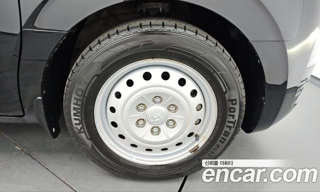 Hyundai Staria 2022 — photo 7