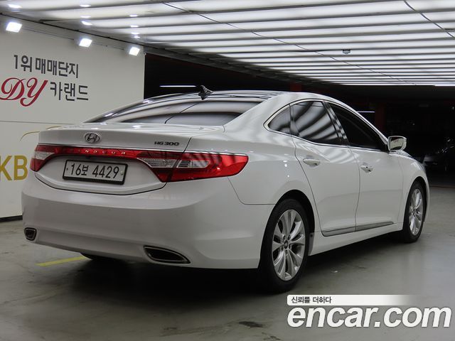 Hyundai Grandeur 2011 — photo 3