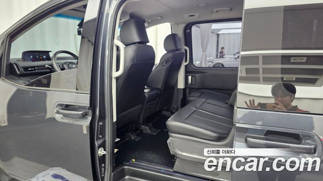 Hyundai Staria 2022 — photo 17