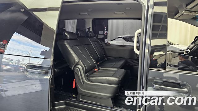 Hyundai Staria 2022 — photo 18