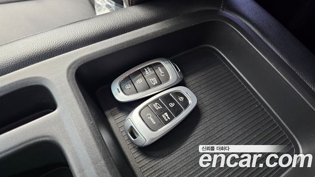 Hyundai Staria 2022 — photo 23