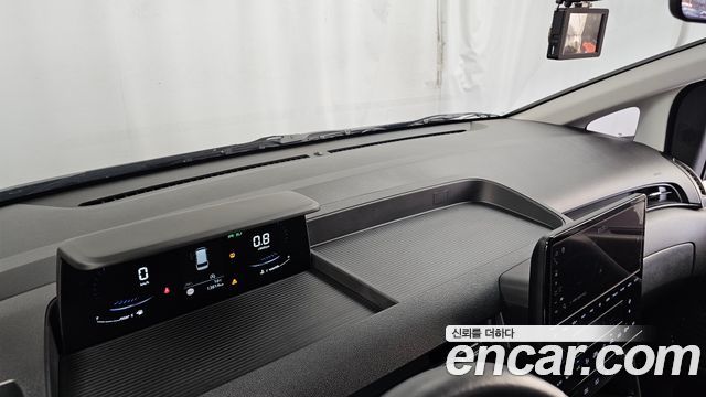 Hyundai Staria 2022 — photo 25