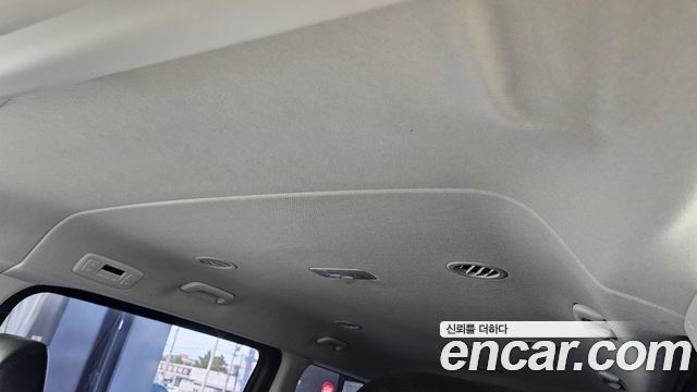 Hyundai Staria 2022 — photo 27