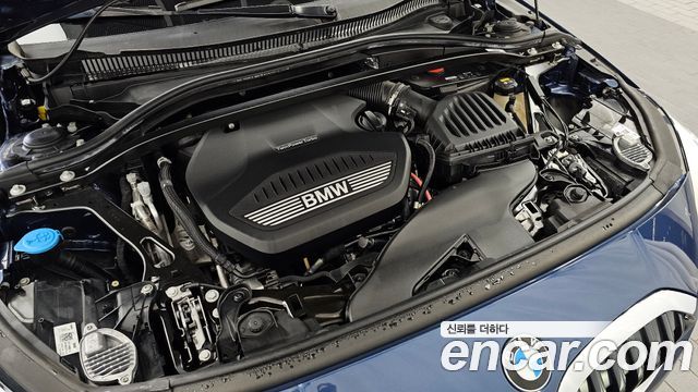 BMW 1-Series 2021 — photo 6