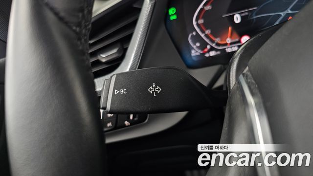 BMW 1-Series 2021 — photo 27