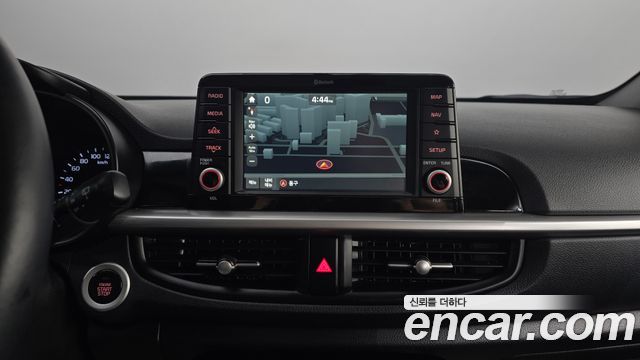 Kia morning 2018 — photo 21