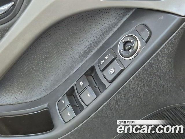 Hyundai AVANTE 2011 — photo 17