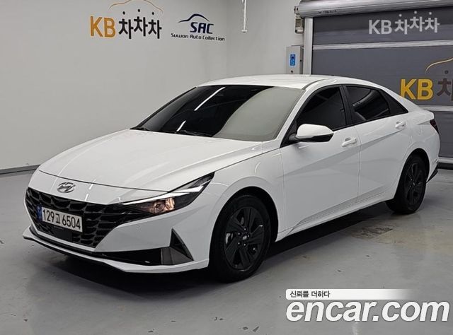 Hyundai AVANTE 2022 — photo 1