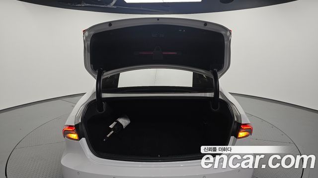 Hyundai Grandeur 2023 — photo 26