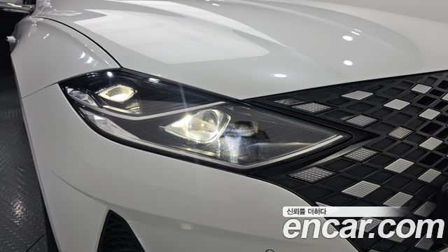 Hyundai Grandeur 2023 — photo 8