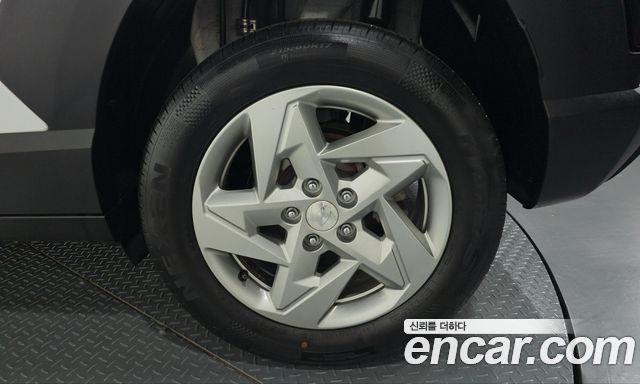Hyundai Kona 2023 — photo 7