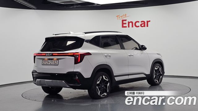 Kia Seltos 2023 — photo 2