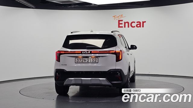 Kia Seltos 2023 — photo 4
