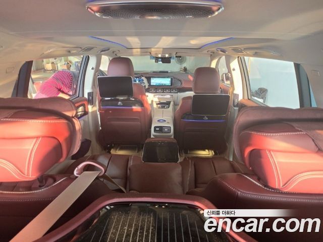 Mercedes-Benz GLS-Class 2023 — photo 6