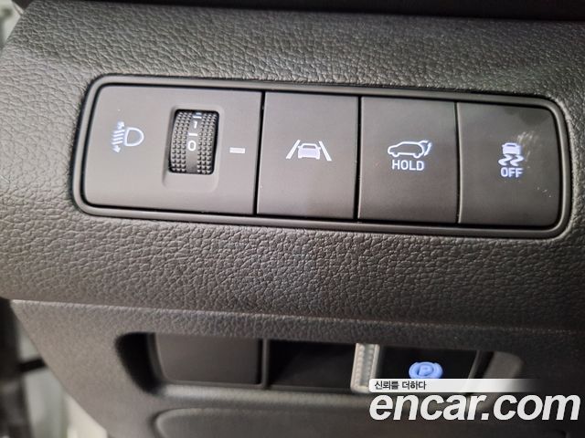 Hyundai Santafe 2023 — photo 14