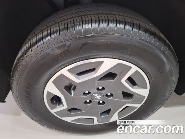 Hyundai Santafe 2023 — photo 15
