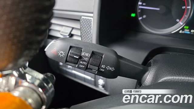 KG Mobility Rexton 2021 — photo 28
