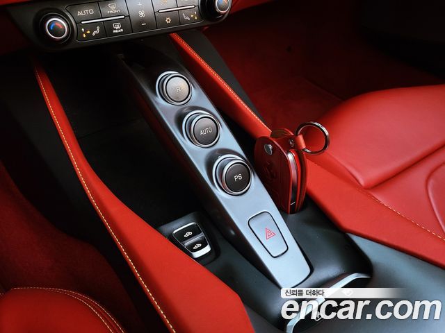 Ferrari Portofino 2019 — photo 12