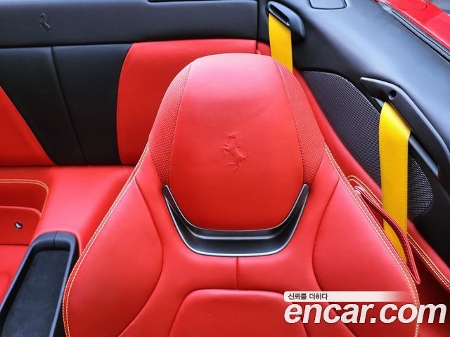 Ferrari Portofino 2019 — photo 16