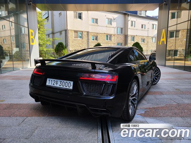 Audi R8 2017 — photo 3