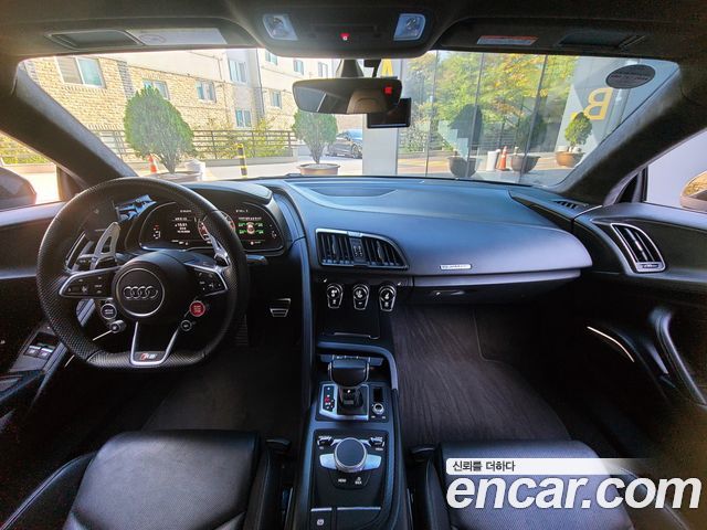 Audi R8 2017 — photo 5