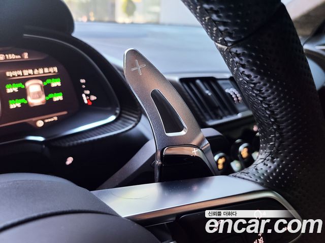 Audi R8 2017 — photo 8