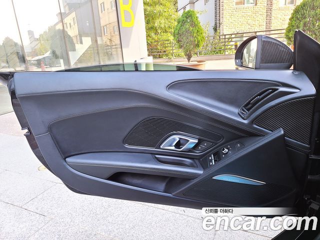Audi R8 2017 — photo 13