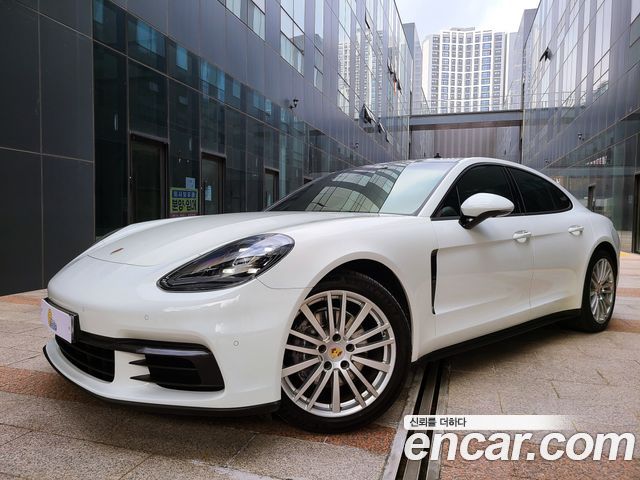 Porsche Panamera 2018 — photo 2