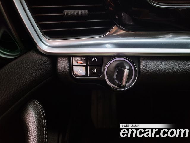 Porsche Panamera 2018 — photo 14
