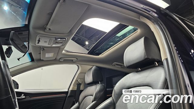 Kia Stinger 2021 — photo 24
