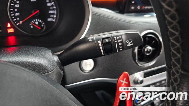 Kia Stinger 2021 — photo 28