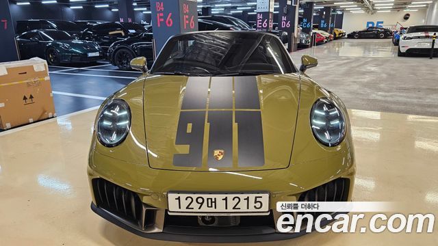 Porsche 911 2026 — photo 3