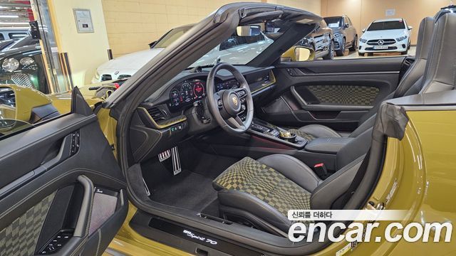 Porsche 911 2026 — photo 11