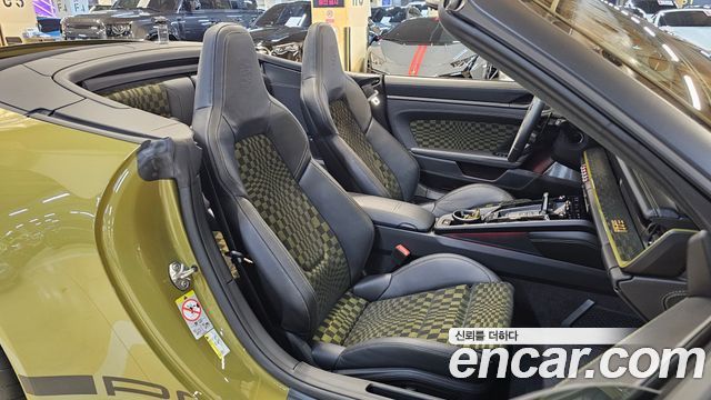 Porsche 911 2026 — photo 12
