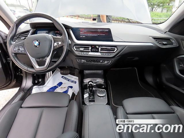 BMW 2-Series 2023 — photo 7