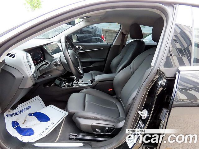 BMW 2-Series 2023 — photo 10