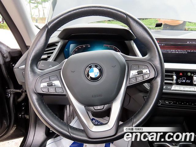 BMW 2-Series 2023 — photo 14